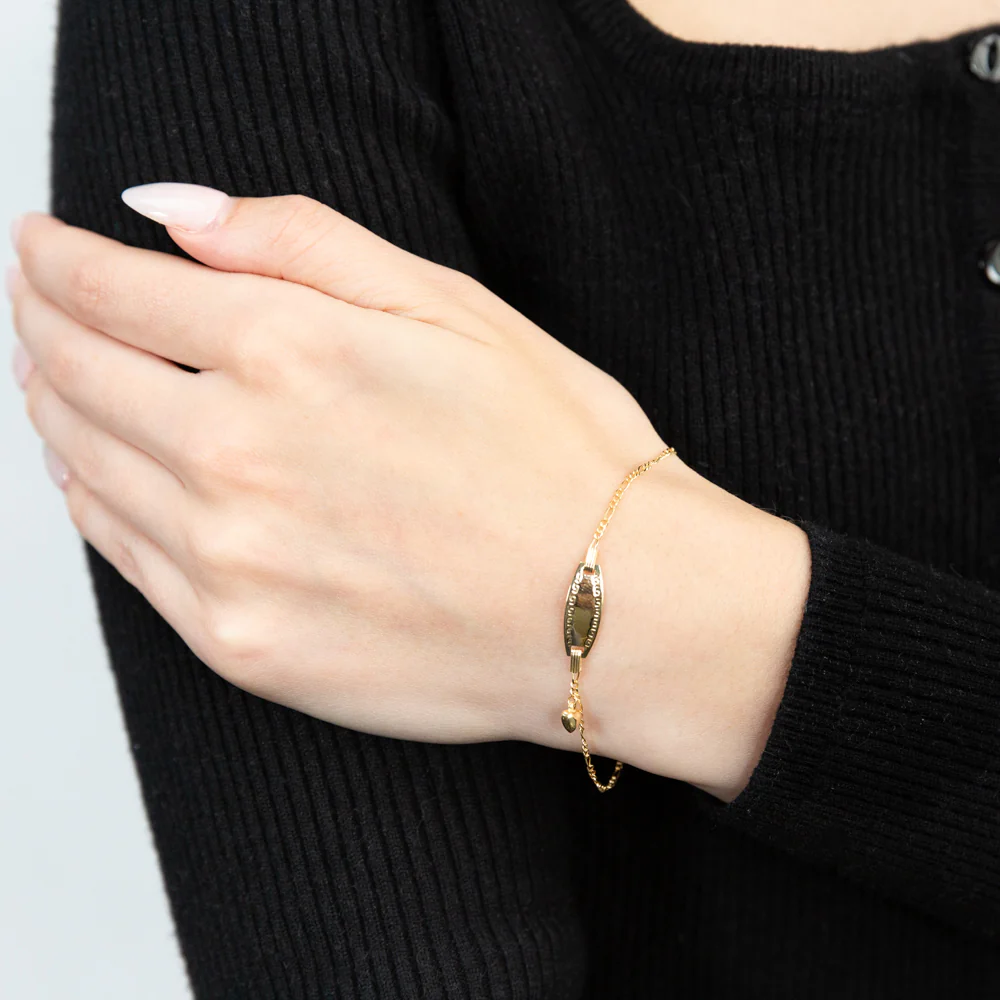 9ct Yellow Gold ID Belcher 16cm Bracelet with Heart Charms - Image 3