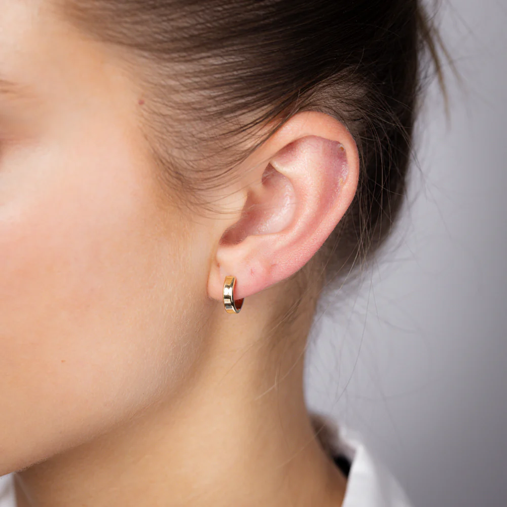 9ct Yellow Gold & White Gold Huggie Hoop Earrings - Image 3